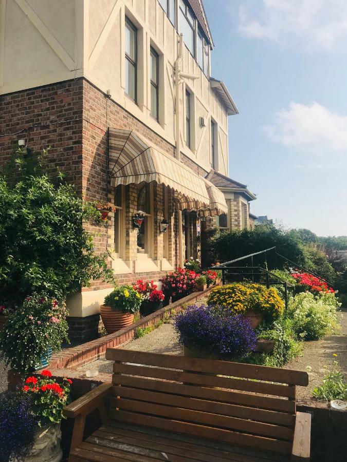 The Bebington Bed & Breakfast Dış mekan fotoğraf